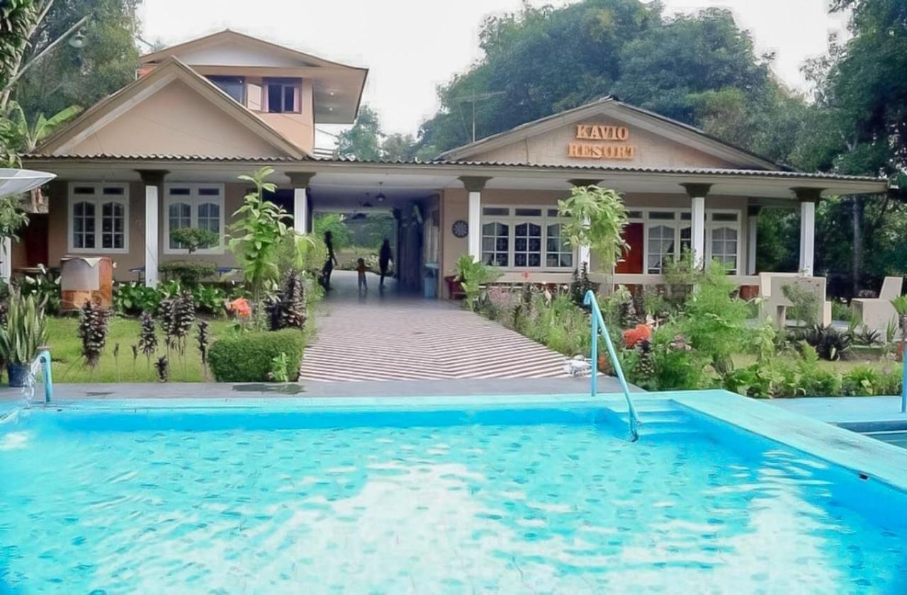 فندق Reddoorz Near Taman Safari 2 بوكور المظهر الخارجي الصورة